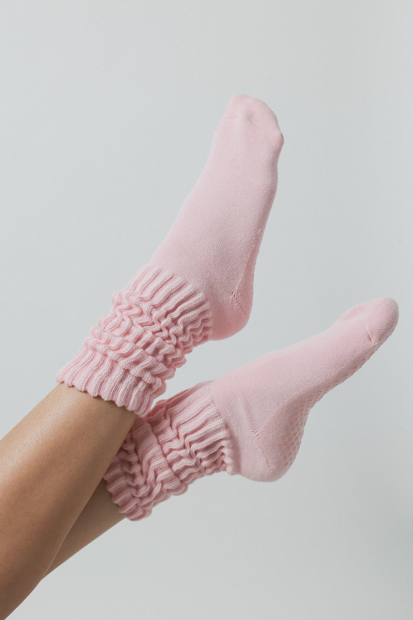 Slouch Grip Socks - Ballet